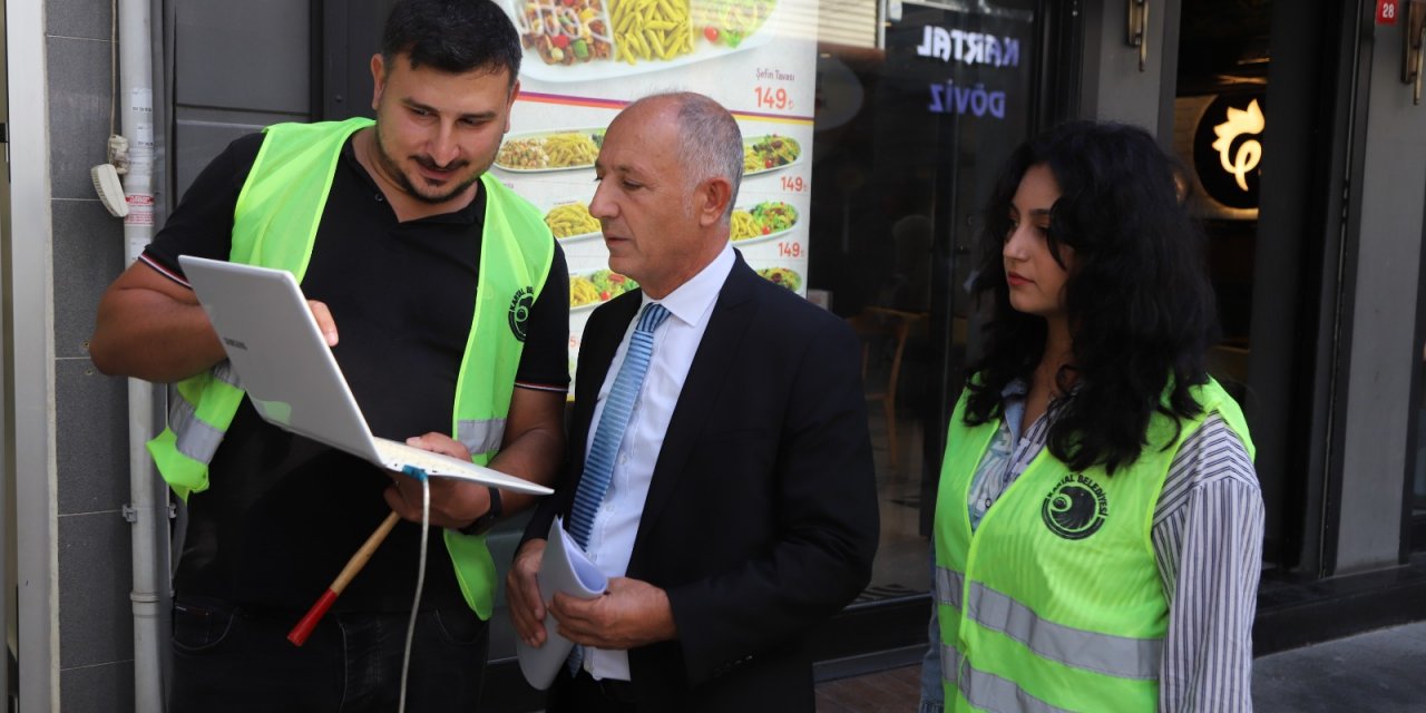 Kartal Belediyesi’nden Çevre ve İnsan Odaklı Uygulama: Akustik Tomografi Yöntemiyle Ağaçların Röntgeni Çekiliyor