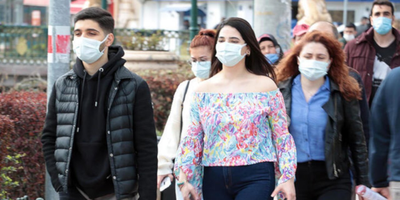Yeniden kapanma ve maske zorunluluğu olacak mı?