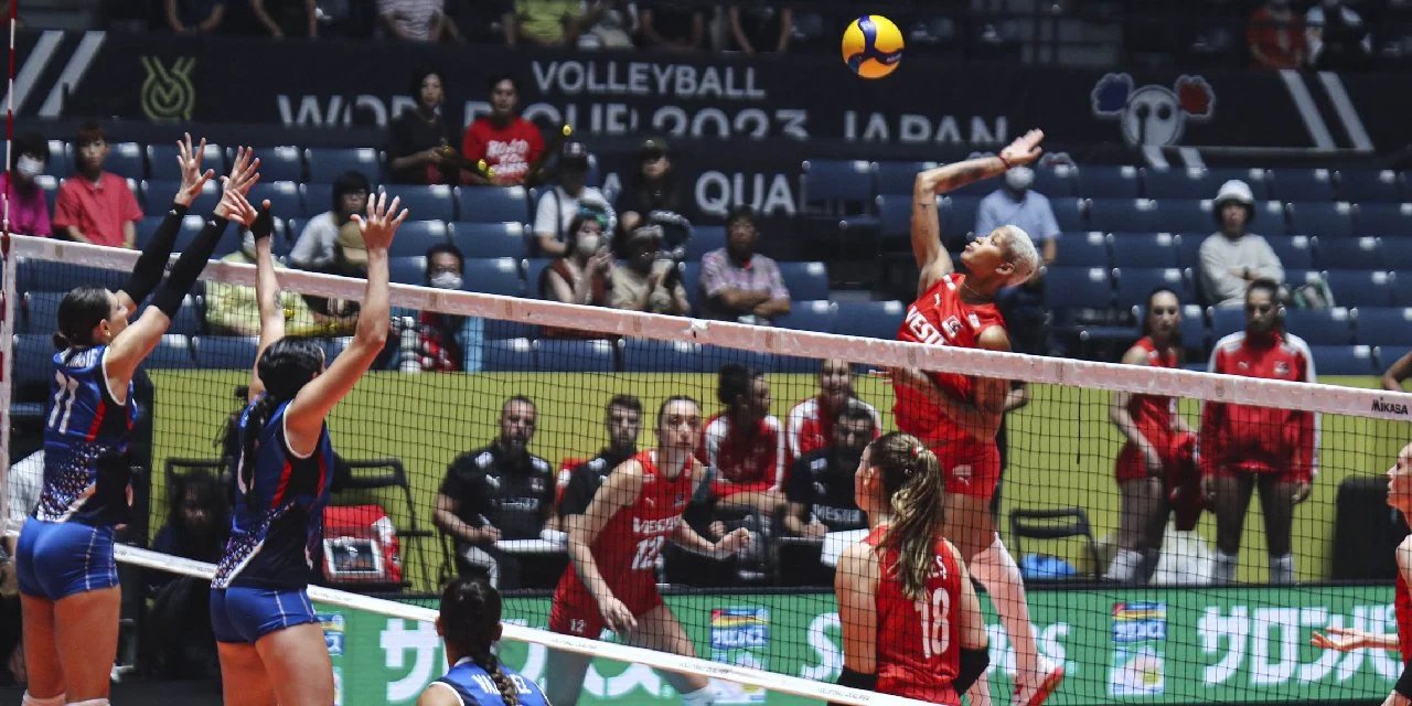 Filenin Sultanları'ndan Sabah Gelen Zafer... Olimpiyat Yolunda Muhteşem Başlangıç... Porto Riko'yu 3-0 Yendiler!