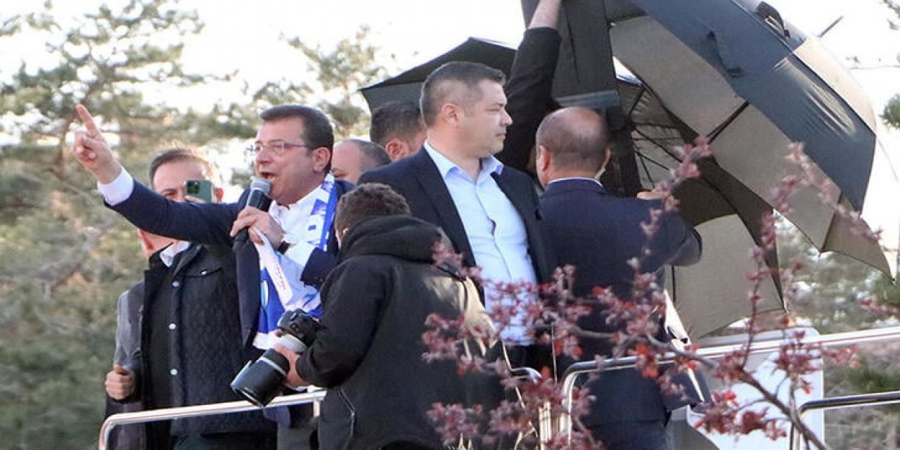 O Dehşet Anlarında İmamoğlu'na Taş Değil Çiçek Atmışlar