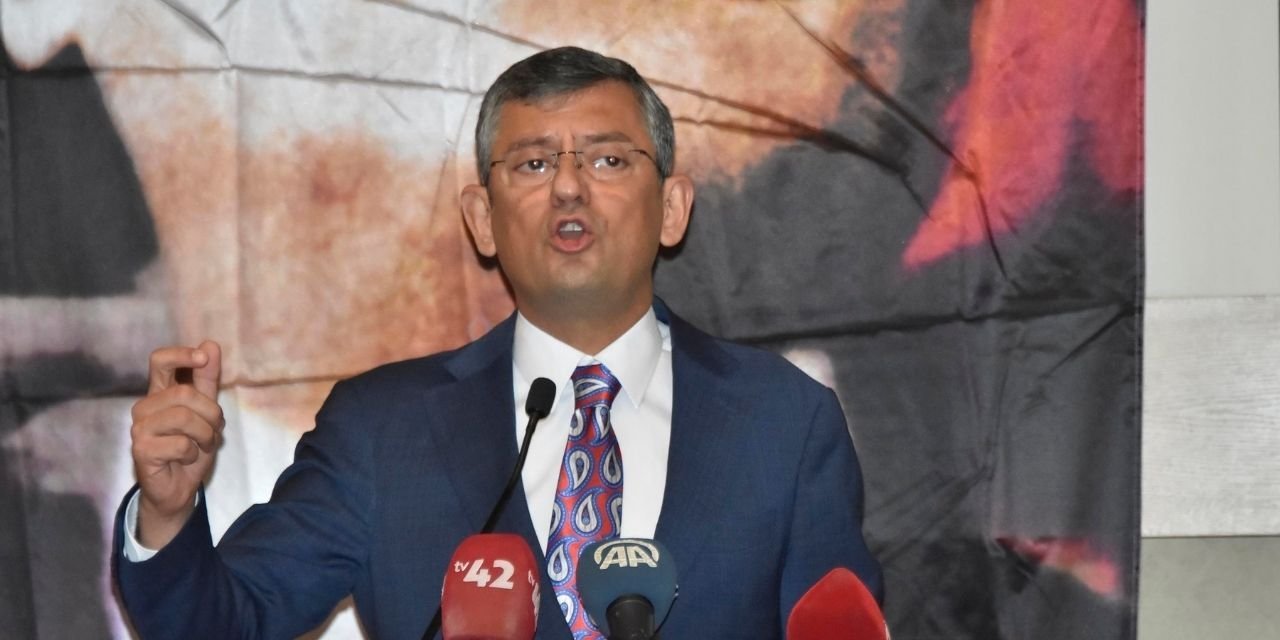 Özgür Özel: Ya işçiden yanasındır ya değilsindir