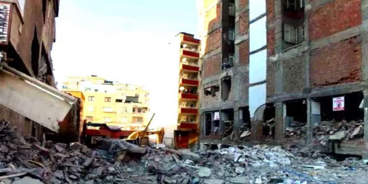 98 kişiye mezar olmuştu... Dündar Apartmanı projesiz, ruhsatsız ve kaçak inşa edilmiş!