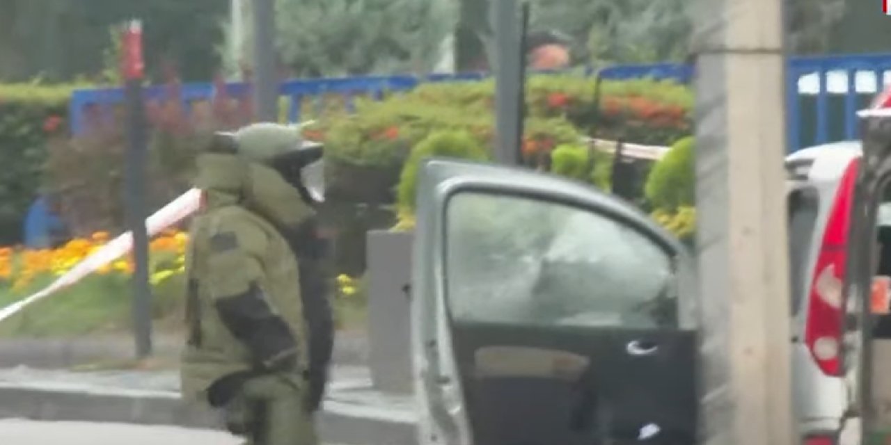 Ankara Kızılay'da teröristlerin bombalı saldırı yaptığı araç