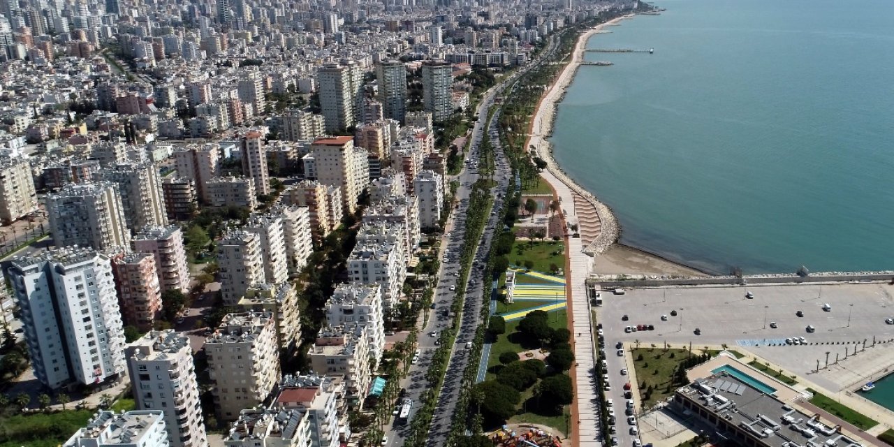 Mersin'de depremler sonrası konut stoku tükendi: Kiralar 20 bin TL'ye kadar yükseldi, ilanlar taklit dolandırıcılığı yapılıyor
