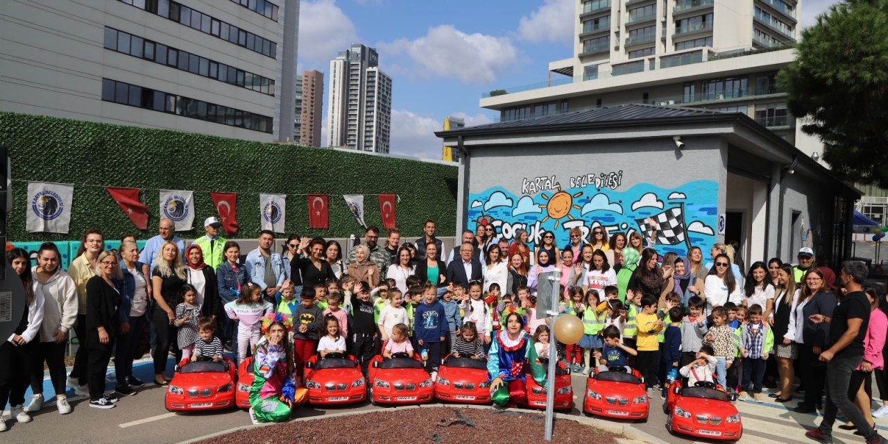 Kartal Belediyesi Kreş Öğrencileri Dünya Çocuk Günü’nü Kutladı
