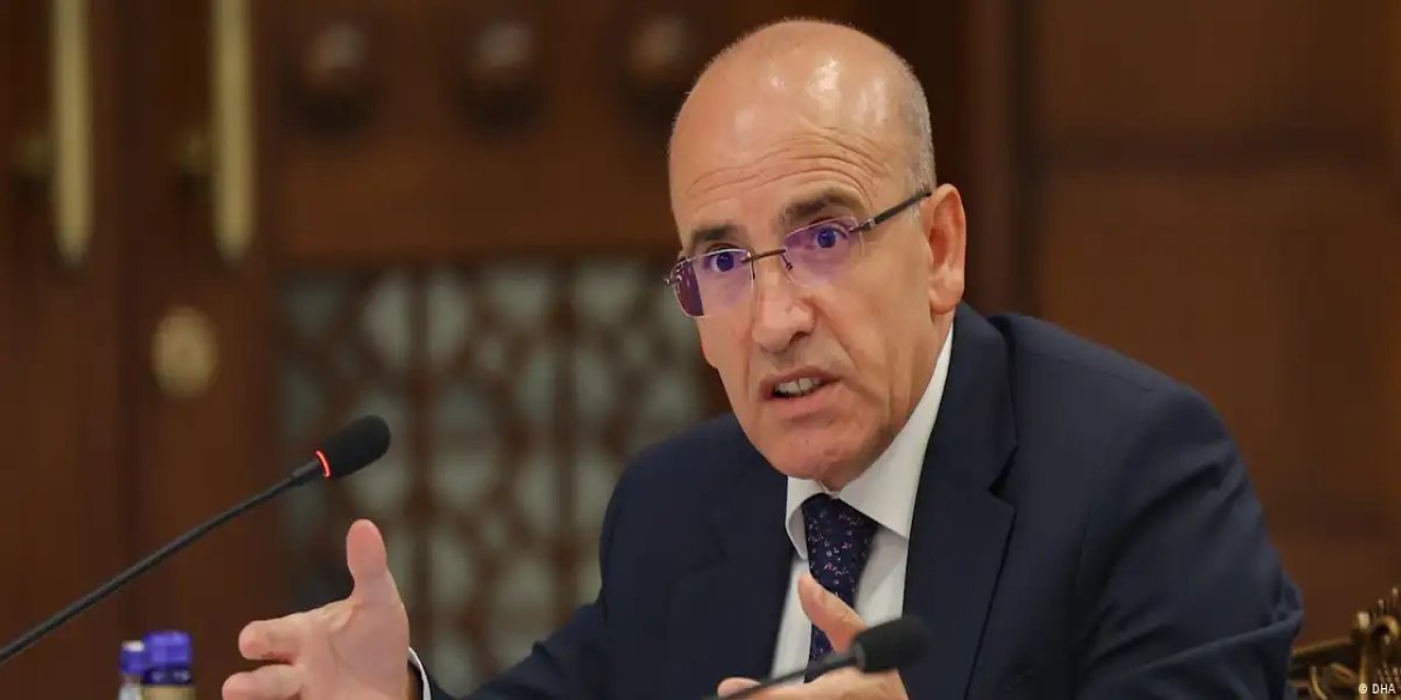 Mehmet Şimşek: Enflasyonu tek haneye indireceksek gelirler politikamızın buna uygun olması lazım
