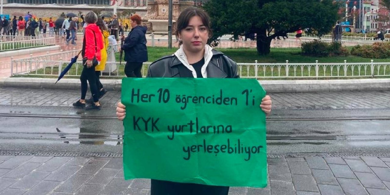 'Barınamıyoruz' raporu: Her 10 gençten yalnızca 1’ine barınma desteği