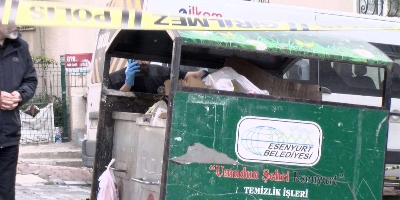 Esenyurt'ta çöpleri karıştıran vatandaş yeni doğmuş bebek cesedi buldu