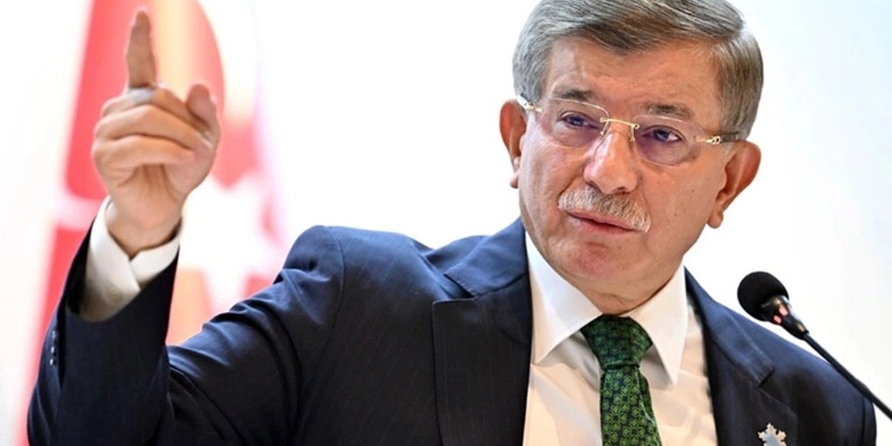 Ahmet Davutoğlu: İsrail Büyükelçisi derhal gönderilsin