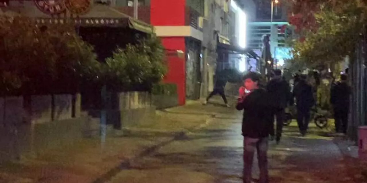 İsrail protestocuları İstanbul'da Katarlılara ait McDonalds'a saldırdı