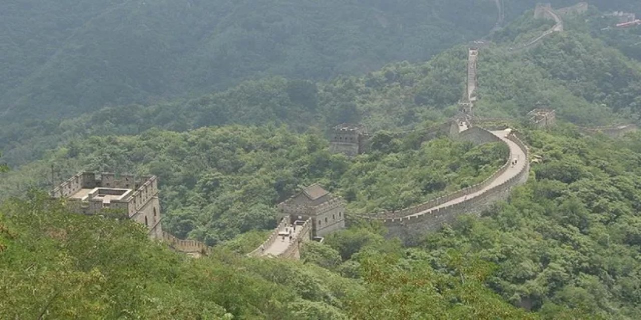 Çin Seddi'nde 59 antik taş el bombası bulundu