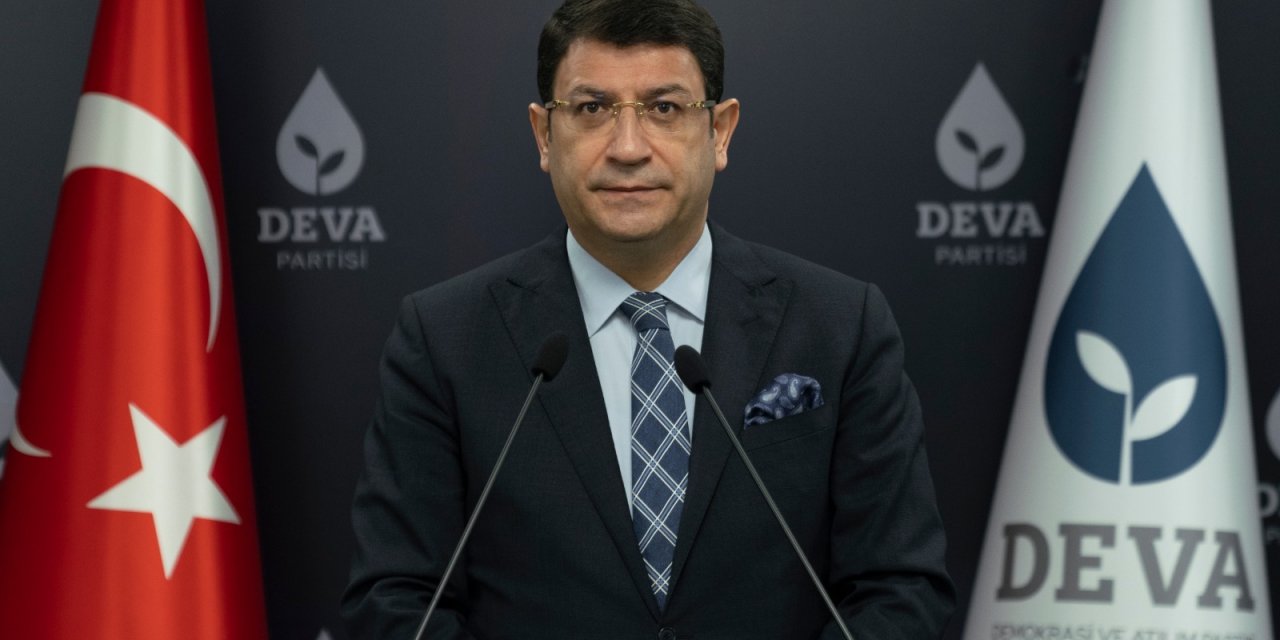 DEVA-CHP arasında İstanbul gerilimi: İlçe başkanları istifa edip, CHP’ye katılım yapmayı düşünüyoruz’ dediler