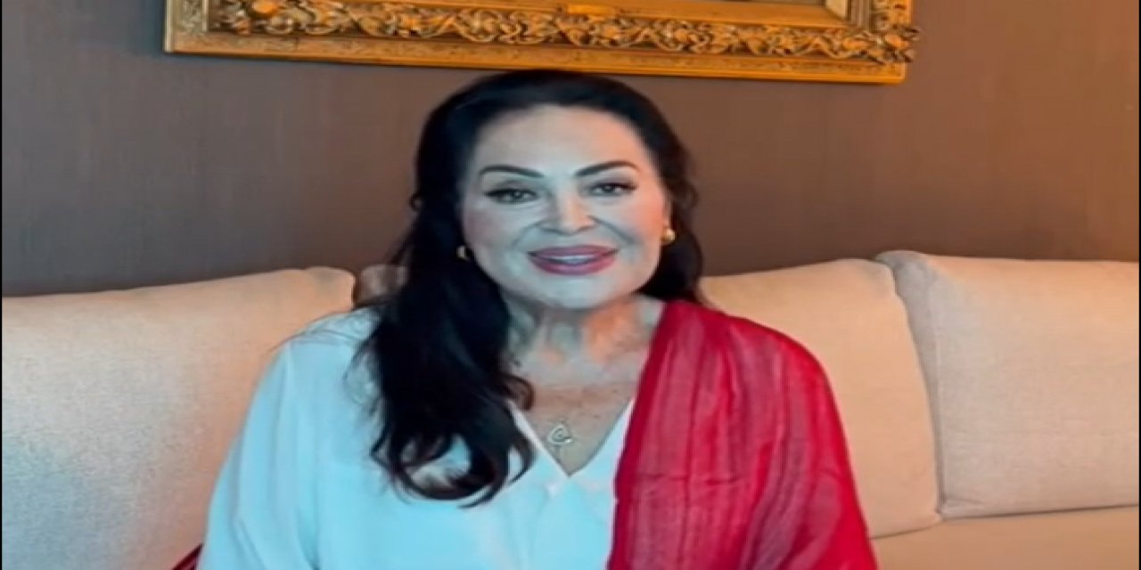 Türkan Şoray'dan 'İzmir Marşı' eşliğinde cumhuriyet kutlaması