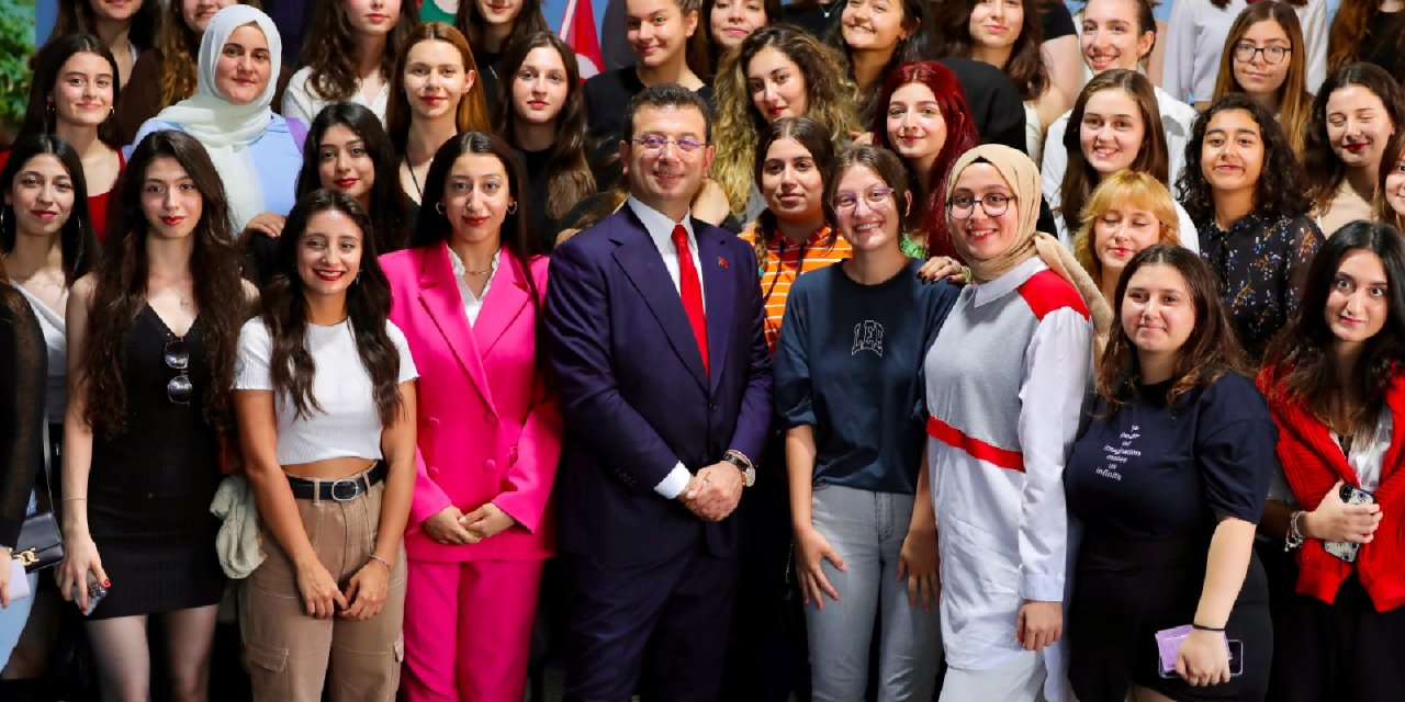 KYK yurdunda hayatını kaybeden Zeren Ertaş’ın adı İBB yurduna verilecek