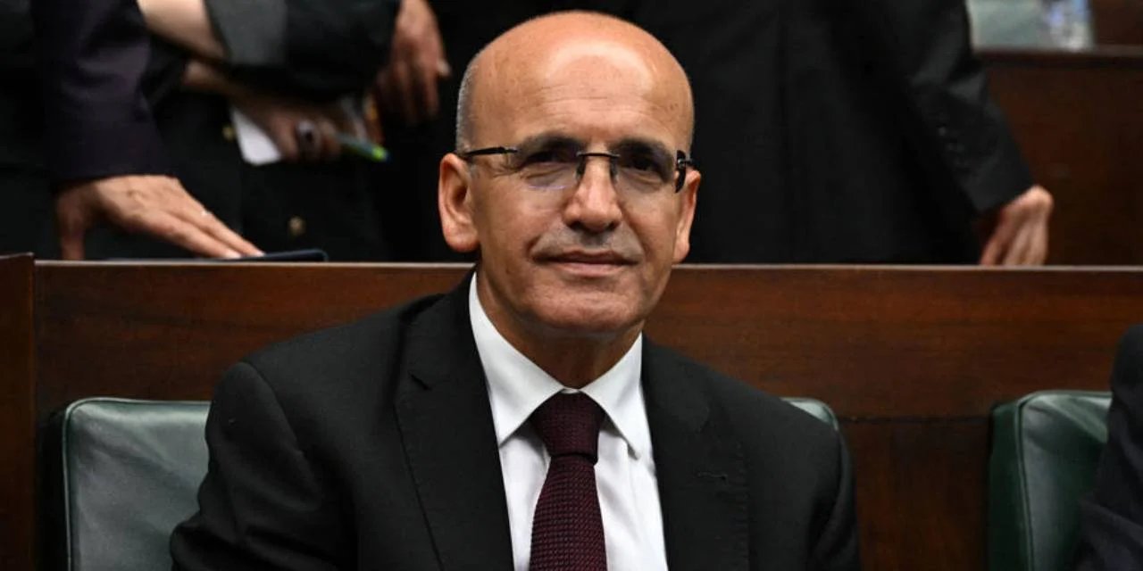 Bakan Şimşek’ten Yeni Vergi Düzenlemesi Sinyali, Enflasyon Mesajı