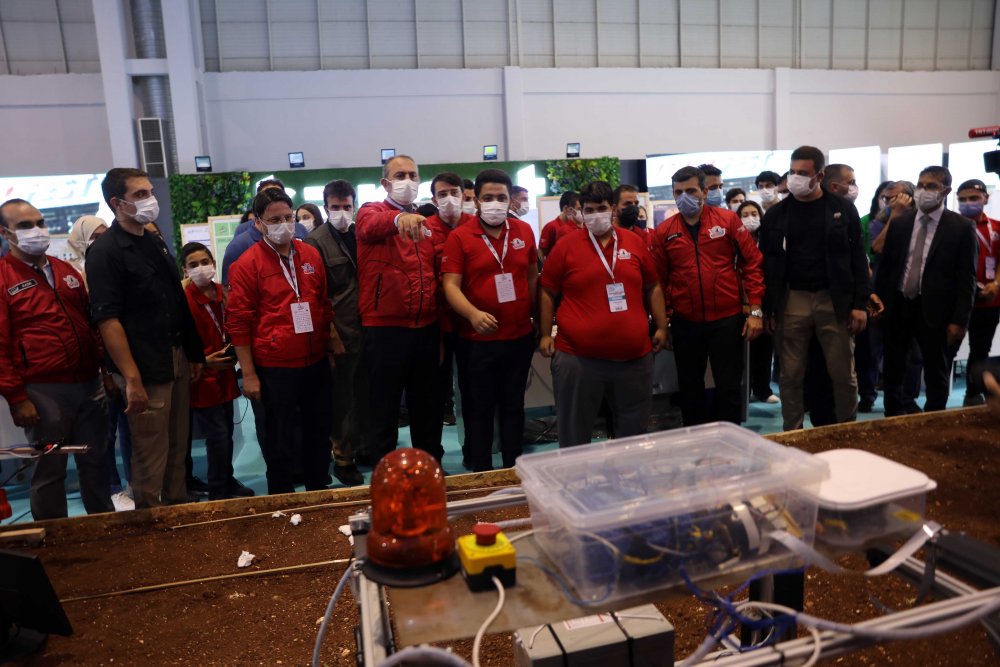 Adalet Bakanı Gül: Gençlerimiz petrol ve doğal gazdan bile daha değerli