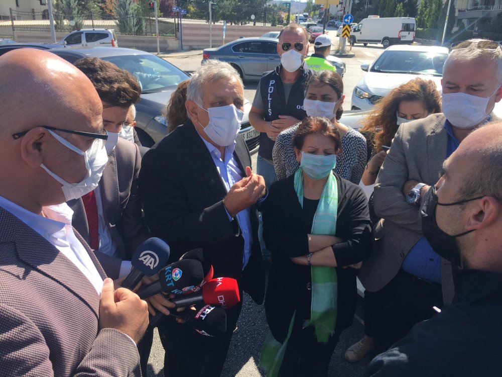 HDP'li milletvekillerinden, Ankara Terörle Mücadele Şubesi önünde açıklama