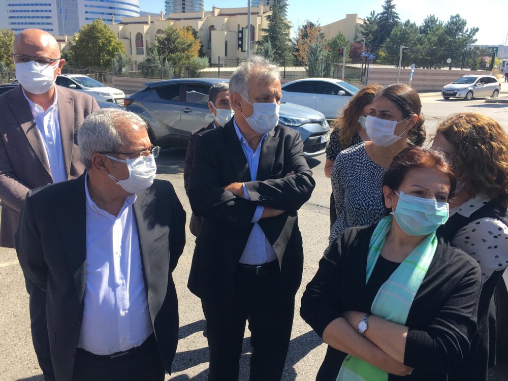 HDP'li milletvekillerinden, Ankara Terörle Mücadele Şubesi önünde açıklama
