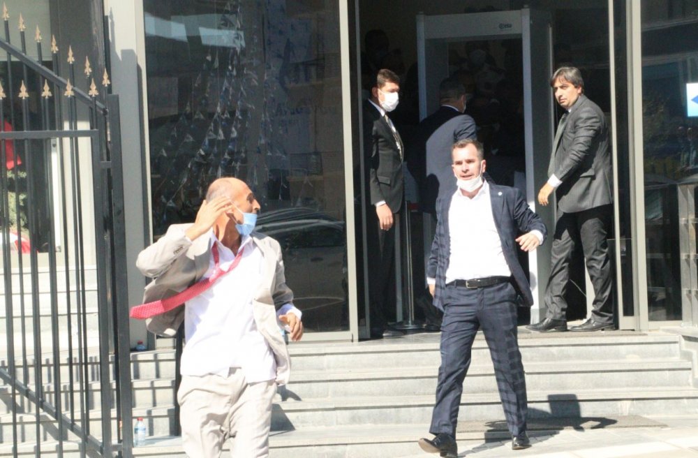 İYİ Parti'de gerginlik