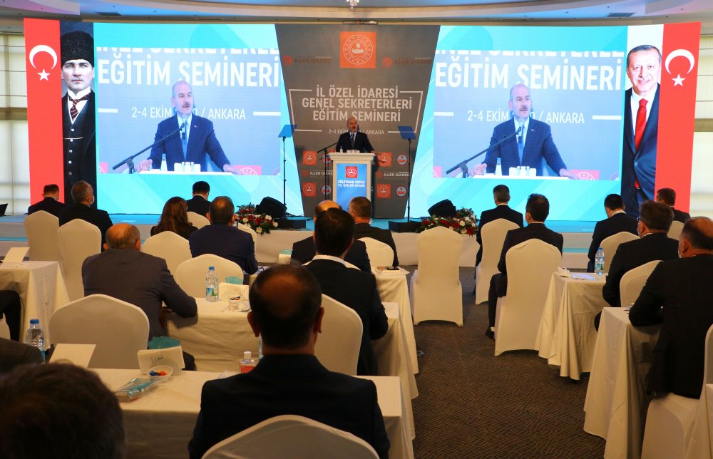 Bakan Soylu: E-imza 2021'de kimliğe yüklenecek