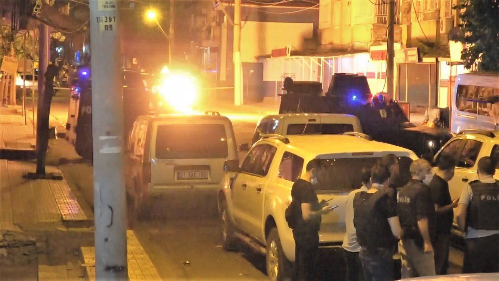 Diyarbakır'da 3 farklı noktada 'bomba' alarmı polisi harekete geçirdi