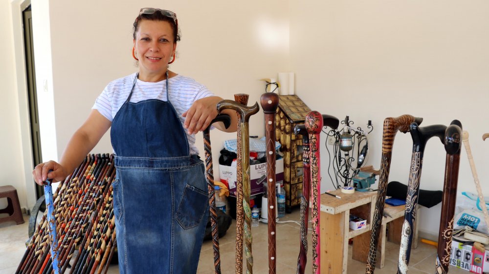 Devrek bastonu kadın eliyle daha güzel