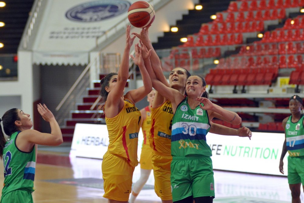 Bellona Kayseri Basketbol - İzmit Belediyespor: 68-69