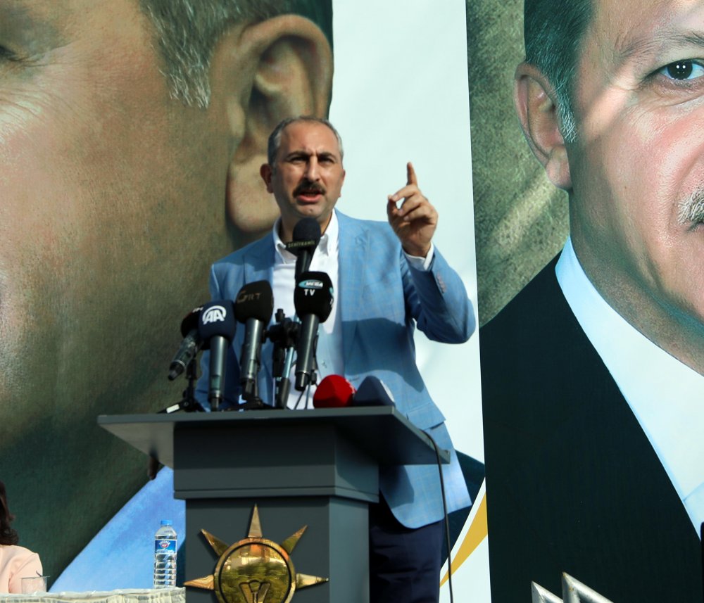 Bakan Gül: 'Kandil'de yere izmarit bile atılmıyor' denilen terör örgütü ormanlarımızı yakıyor (2)