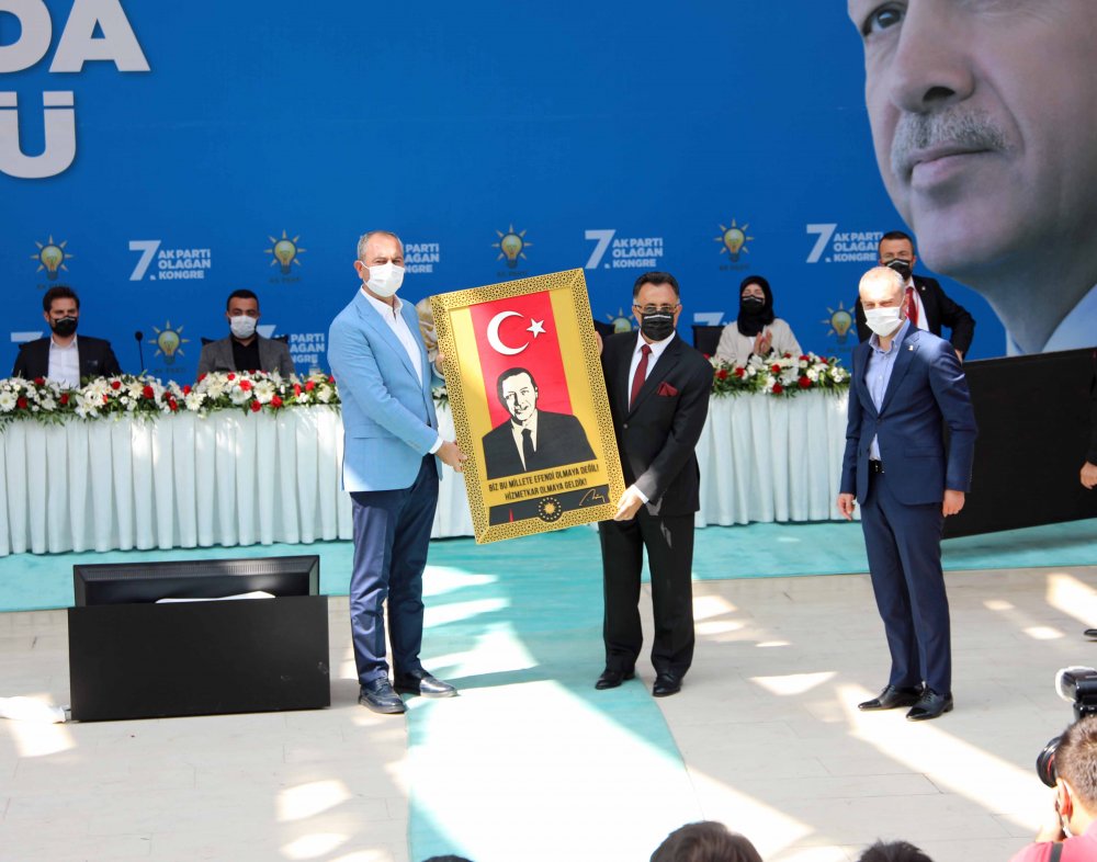 Bakan Gül: 'Kandil'de yere izmarit bile atılmıyor' denilen terör örgütü ormanlarımızı yakıyor