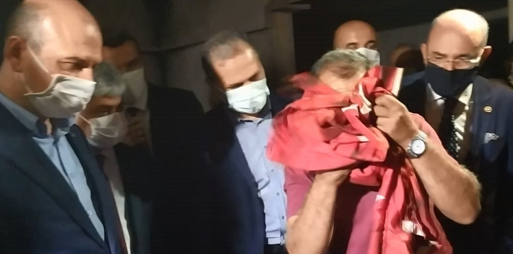 Hatay'daki yangın kontrol altına alındı; yürek burkan manzara ortaya çıktı
