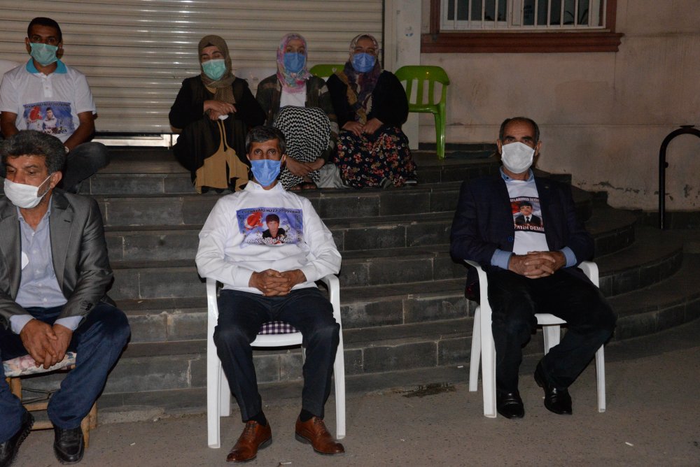 HDP önündeki eylemde 405'inci gün