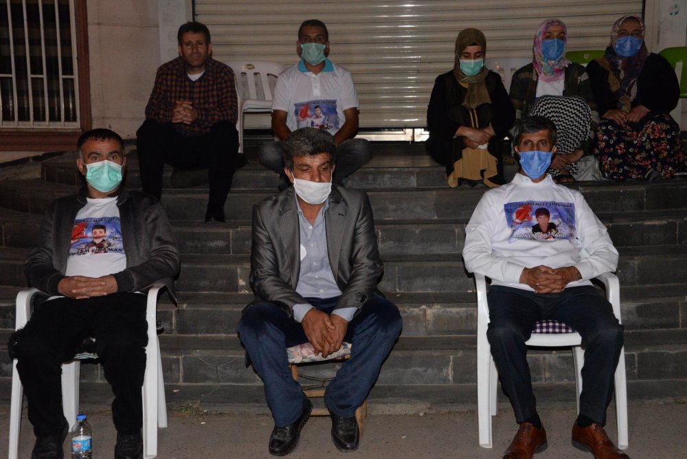 HDP önündeki eylemde 405'inci gün