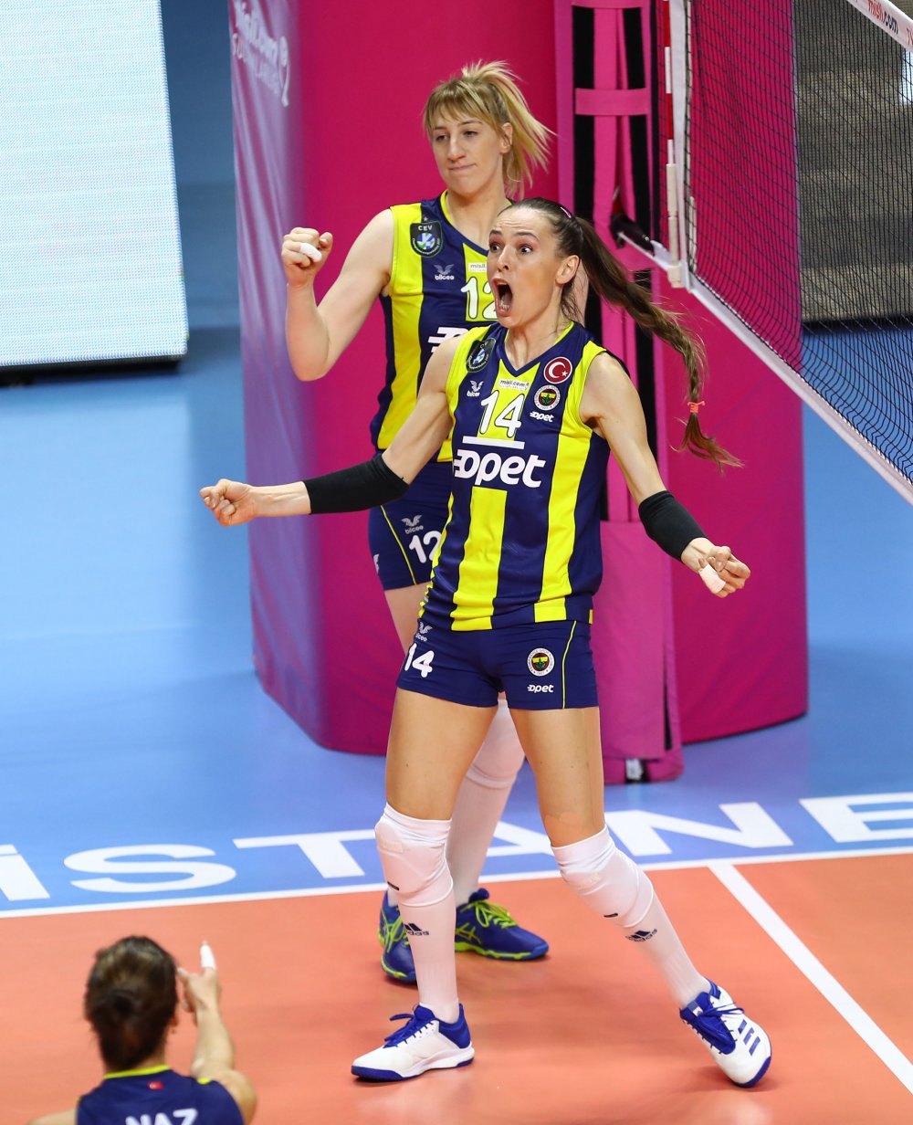 File derbisinde kazanan Fenerbahçe Opet