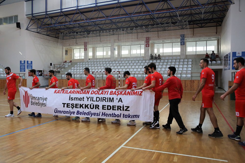 Ümraniye Belediyesi Hentbol Takımı İkinci Lige yükseldi
