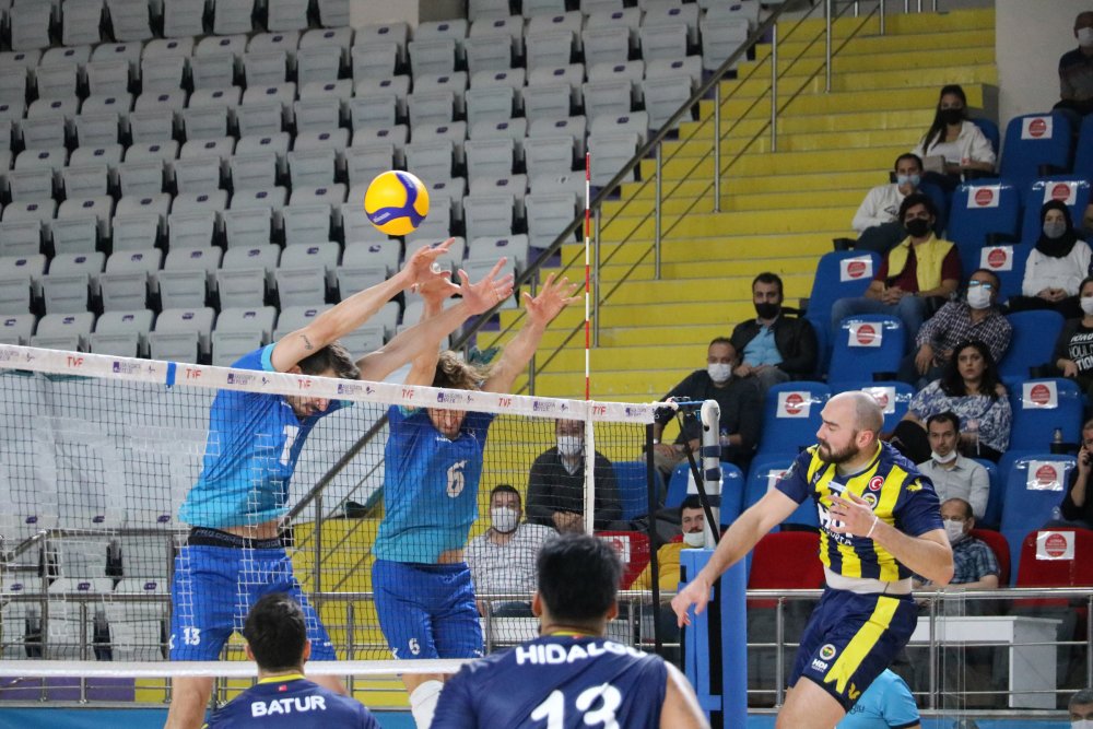 Afyon Belediye Yüntaş - Fenerbahçe HDI Sigorta: 1-3