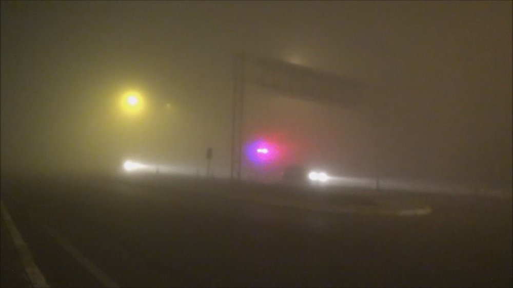 Silivri'de yoğun sis sürücülere zor anlar yaşatıyor