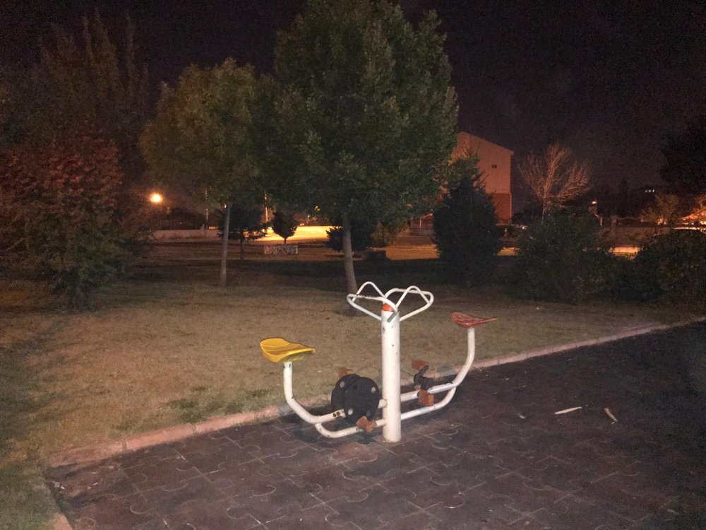 Gençlerin 'kız meselesi' tartışması kanlı bitti: 1 ölü