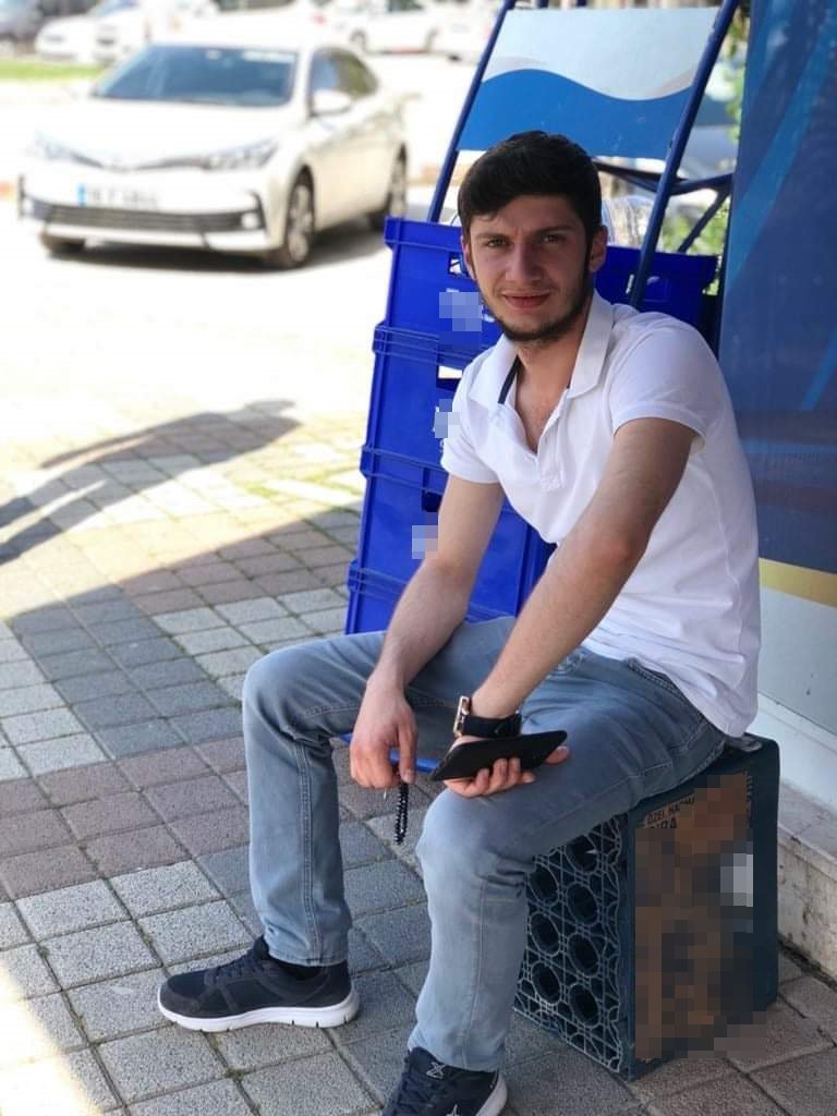 hamile eşinin gözü önünde, öldürüldü