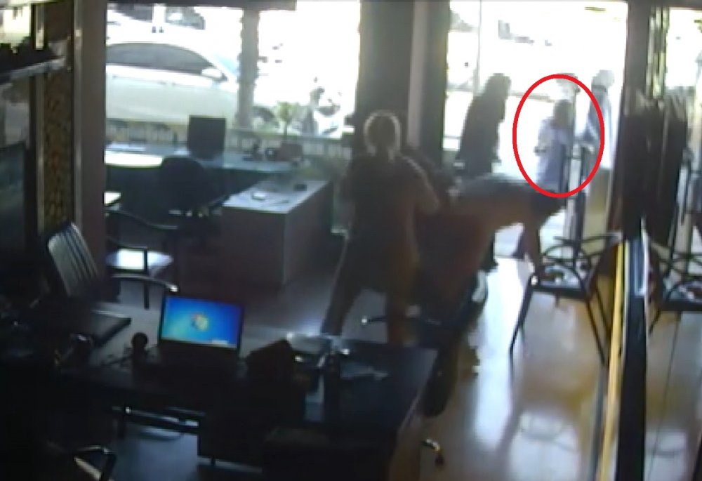 hamile eşinin gözü önünde, öldürüldü