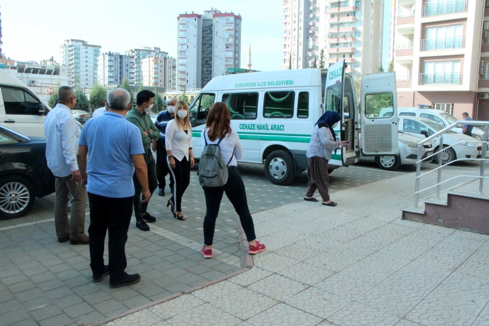 İşten eve geldi uyuyordu,17 yaşındaki Emre, kalp krizinden öldü