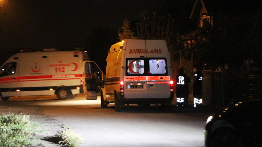 Korona belirtileri görülünce komşularına,