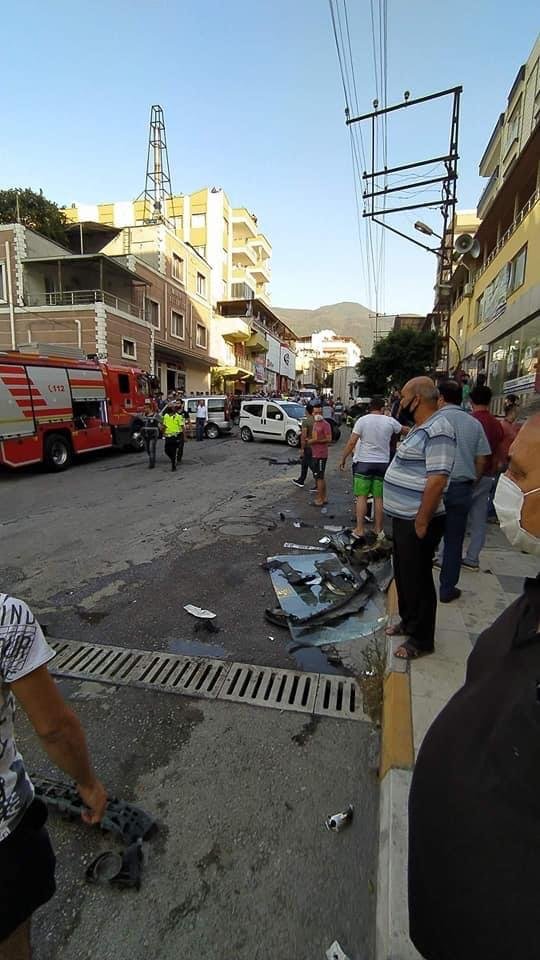 İskenderun'da bir orman yangını daha çıktı; alevler yerleşim yerlerine yaklaştı