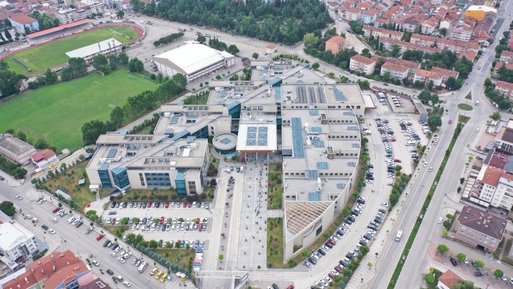 Koronavirüs tedavisi gören baba taburcu olduğuna sevinemedi, oğlu öldü