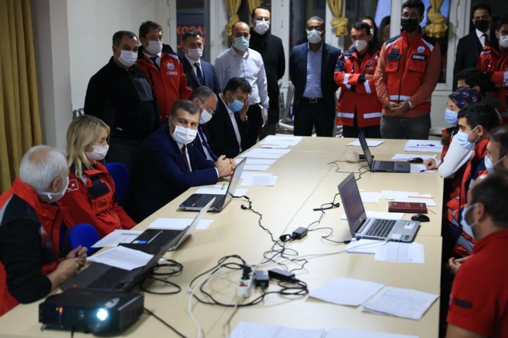 Bakan Koca, 112 Acil Komuta Merkezi'nde