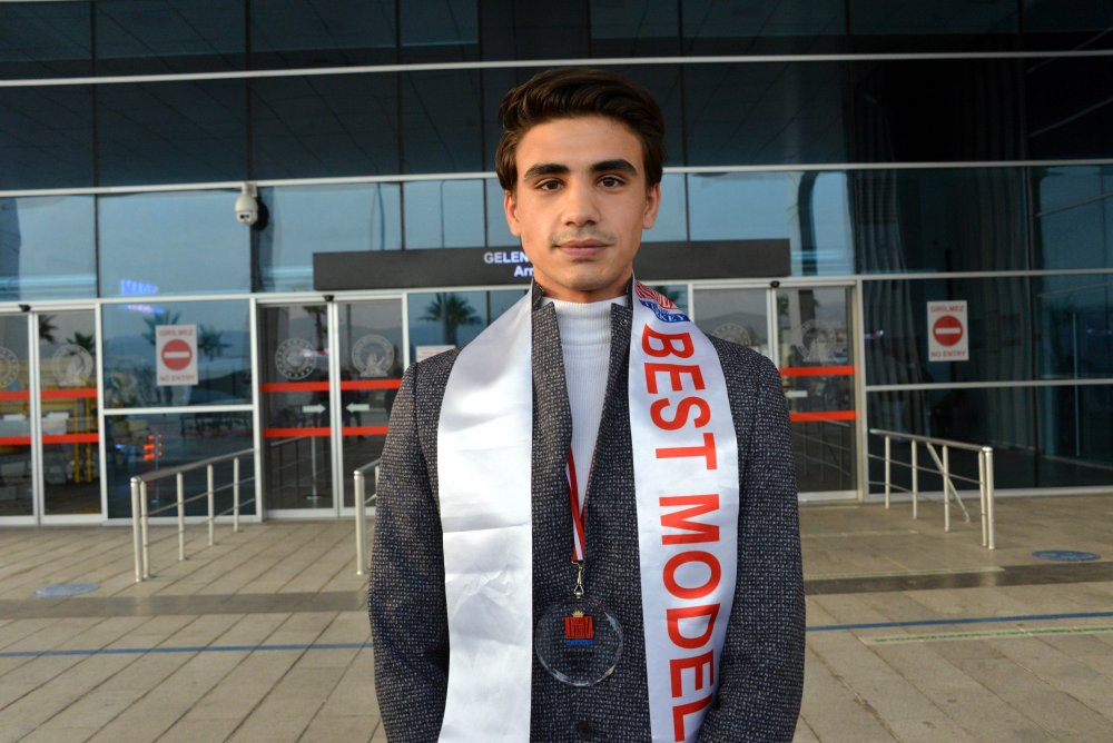 Best Model birincisi Bolat: Hedefim oyuncu olmak