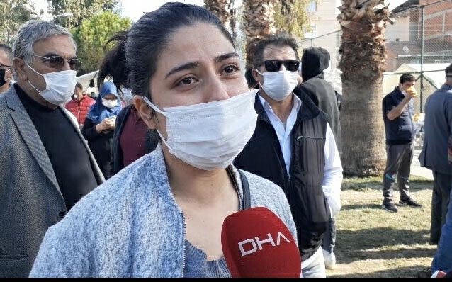 Enkaz altında kalmaktan son anda kurtulan anne: Bebeğimin yanımda olmaması şans