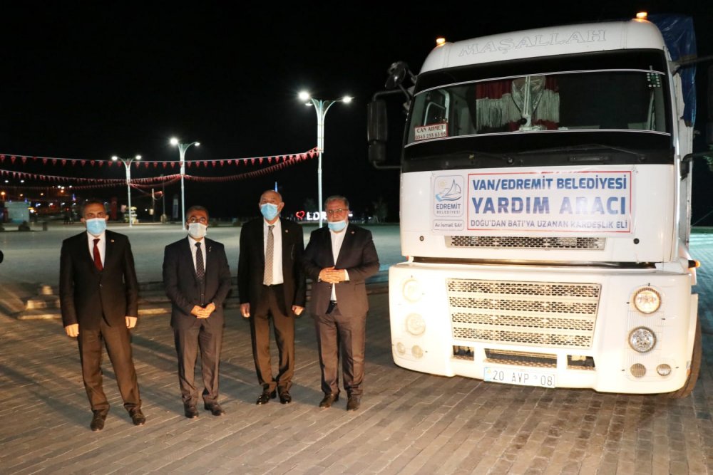 Van'dan, İzmir'deki depremzedelere yardım eli
