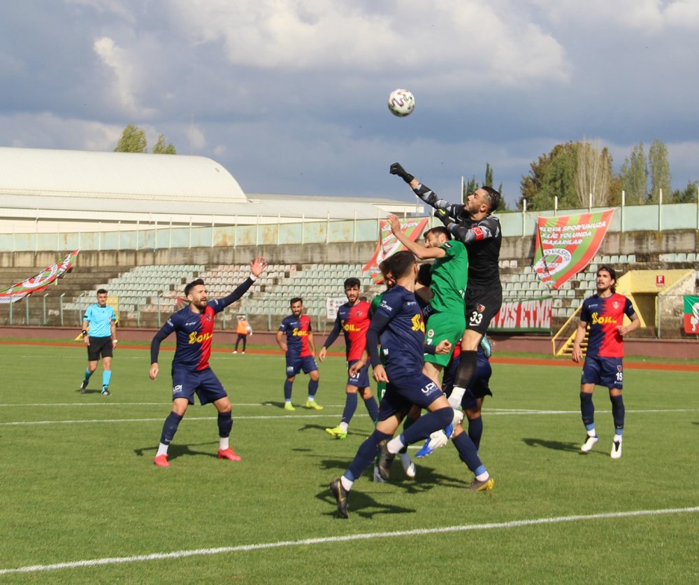 Yalovaspor - İçel İdmanyurdu: 0-3