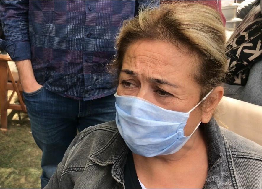 Yerle bir olan binalara çürük raporu verilmiş; bazı ev sahipleri evlerini satıp taşınmış