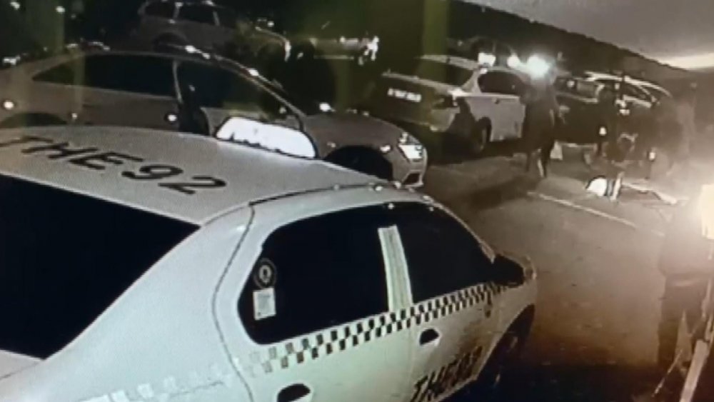 Şişli'de iki grup arasındaki silahlı kavga kamerada